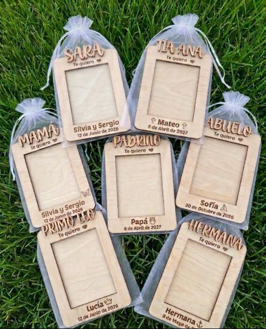 Recuerdos personalizados hecho con madera 🪵 14