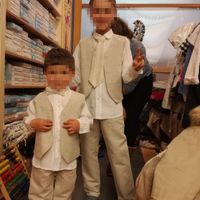Los trajes de mía sobris - 1
