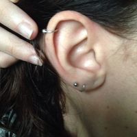 Duda piercings orejas - 1