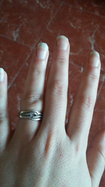Que os gusta mas para un anillo de pedida de mano, ¿el oro blanco o el oro amarillo? - 1
