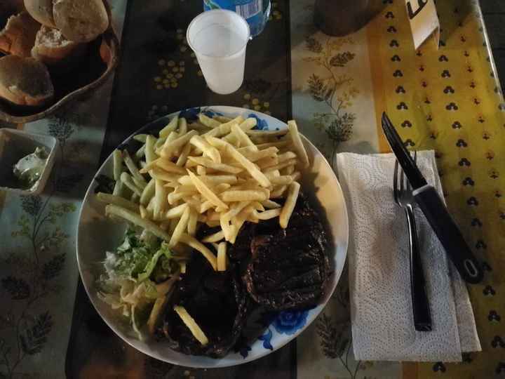 Cena en las roulottes de Papeete