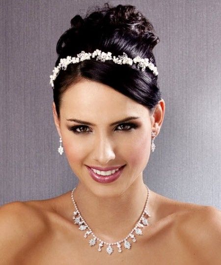 tiara y recogido III