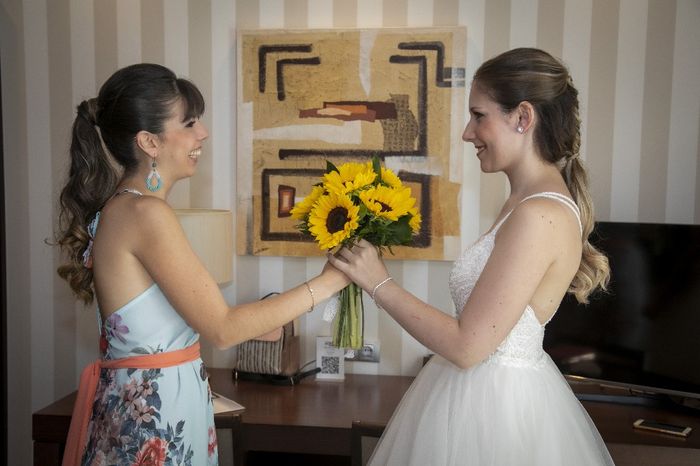 Dale un toque de luz a tu boda con GIRASOLES 🌻 6