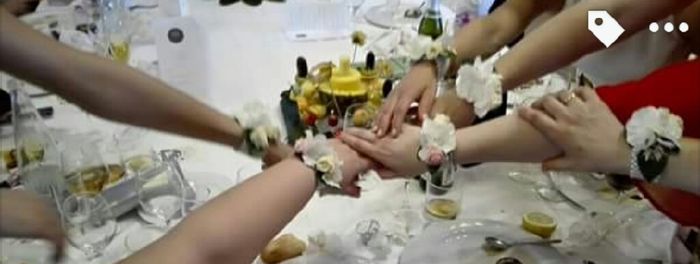 Pulseras con tela del vestido - 1