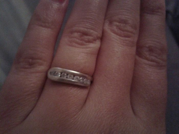 Vuestro anillo de prometida - 1