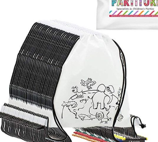 32,99 de regalo para los peques, les he metido unos pasatiempos, unas chocolatinas y un sello   http