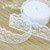 https://es.aliexpress.com/item/5-yardas-rollo-2-25-cm-de-encaje-blanco-fabWebbing-decoraci-n-precios