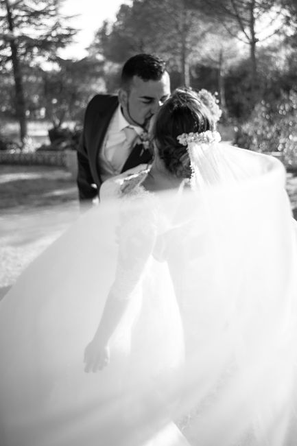 Todavia recuerdo la boda con tanta añoranza, y como si hubiese durado 1 hora........ 6
