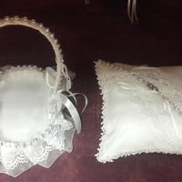 Cojín y cesta