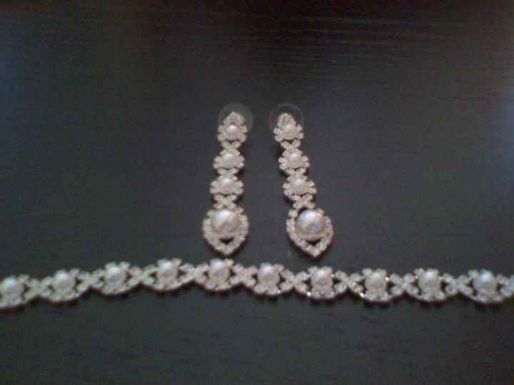 LOS PENCIENTES Y PULSERA