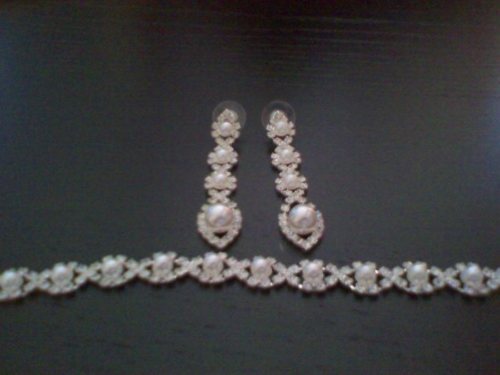 LOS PENCIENTES Y PULSERA