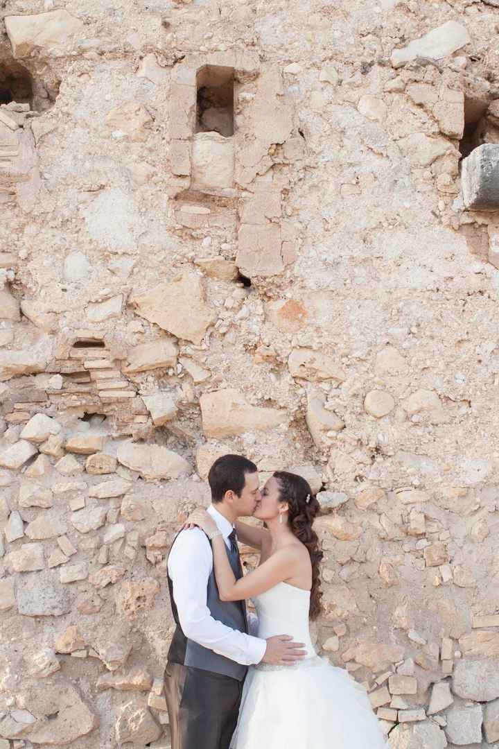 Mucho Amor