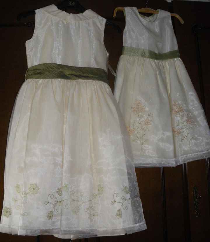 Los vestidos de mis niñas de las arras