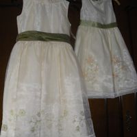 Los vestidos de mis niñas de las arras