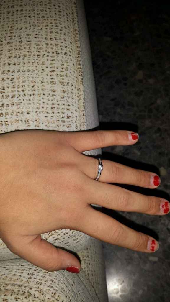 Pongamos todas nuestro anillo de compromiso - 1