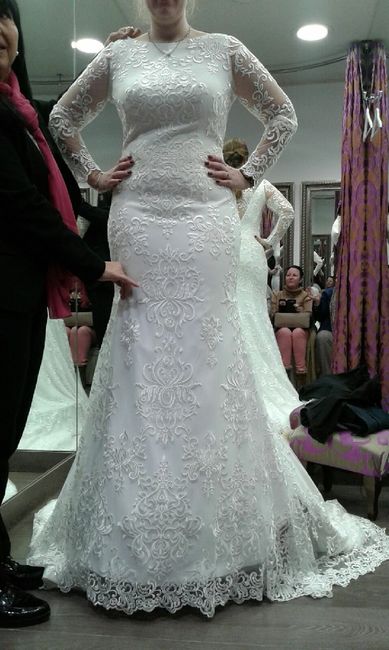  Ya pedí cita para probarme vestidos - 1