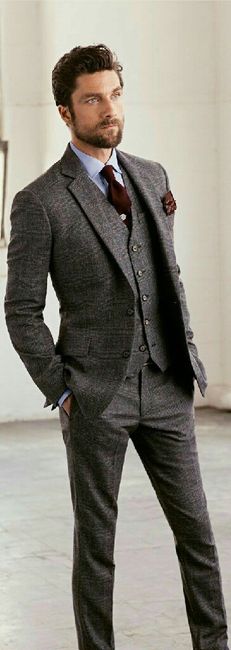  Lo ves con un traje así? - 1