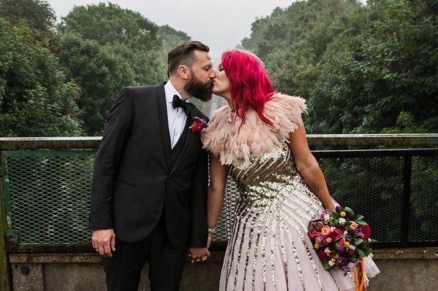 Novias pelo color