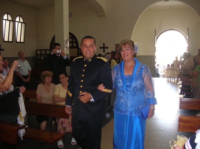 entrada del novio a la iglesia