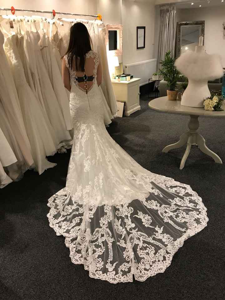 Help with wedding veil. - 1