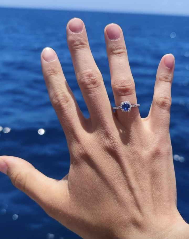 Como es vuestro anillo 💍 de pedida? 13