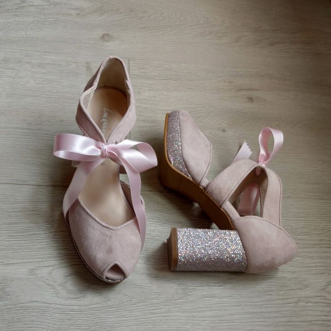 Zapatos azules tan bonitos como caros😂 - 1