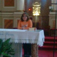 En la iglesia 2