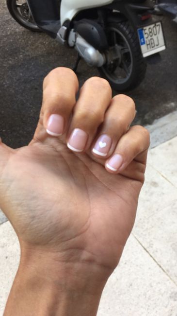 Aqui mi manicura !!! - 1