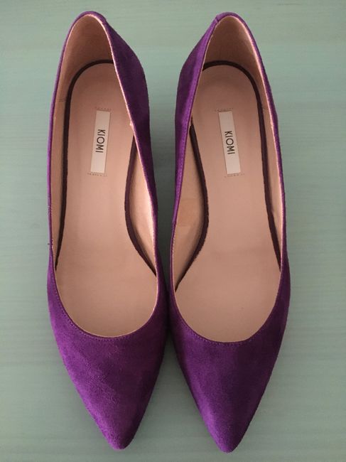 ¿ Zapatos demasiado sencillos ? 🤔💜 2