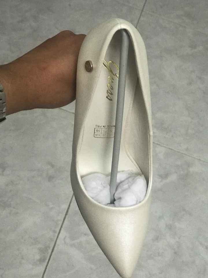 Hola he hago con mis zapatos ? - 1