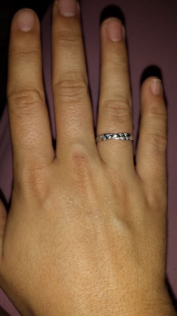 Nuestros anillos de compromiso... - 1