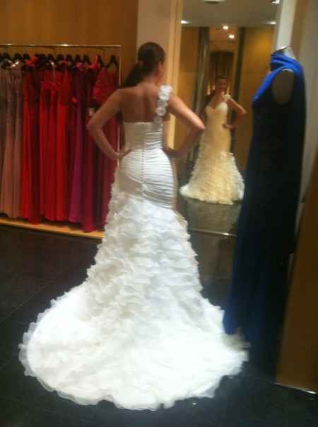 Talla 42 , corte sirena?  tengo miedo  - 1