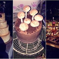 Mesa dulce y tarta nupcial (el top cake no sale aquí pero ya os subiré todas las manualidades que hi