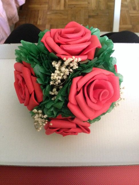 Intento de rosas de goma eva - 1