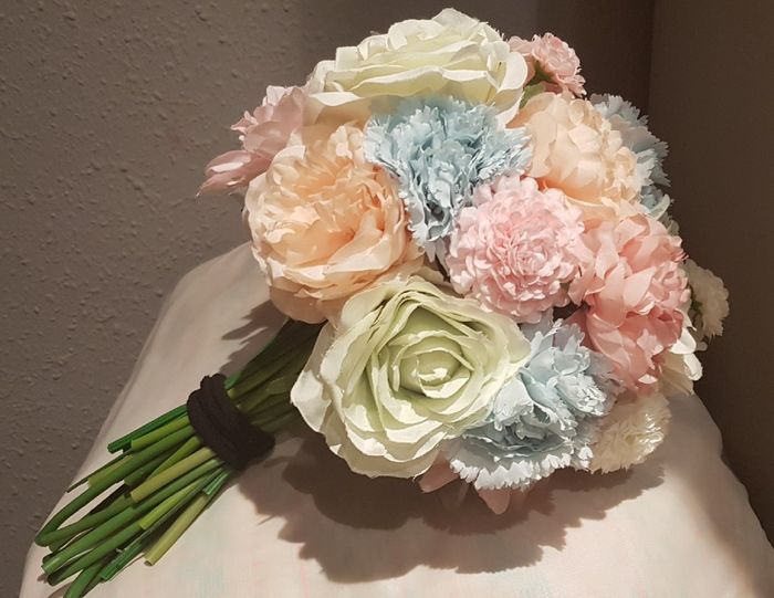Prueba de ramo con flores artificiales - 2