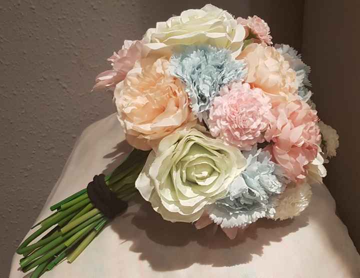 Prueba de ramo con flores artificiales - 2