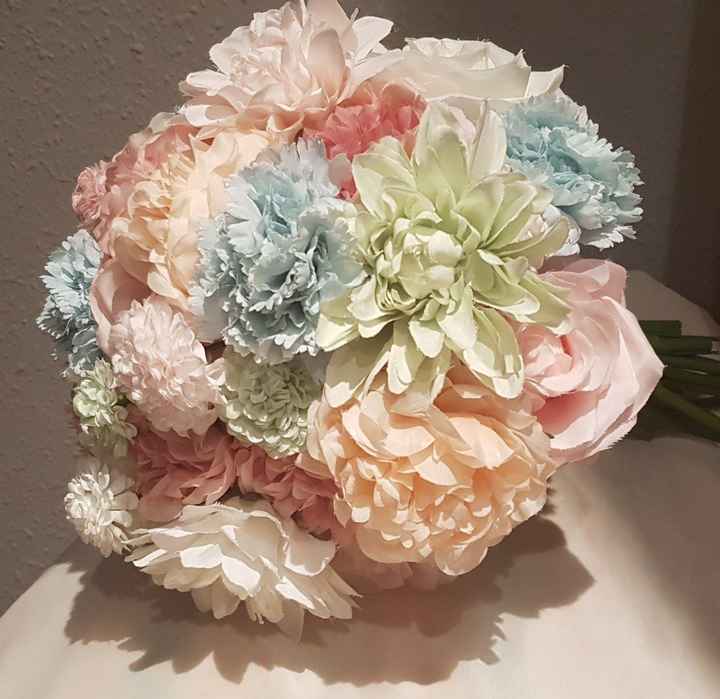 Prueba de ramo con flores artificiales - 3
