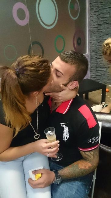KNTIGO SOY FELIZ