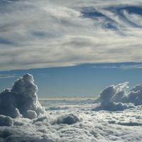 Por las nubes