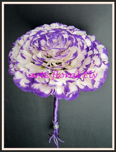 Rosmelia morado y blanco