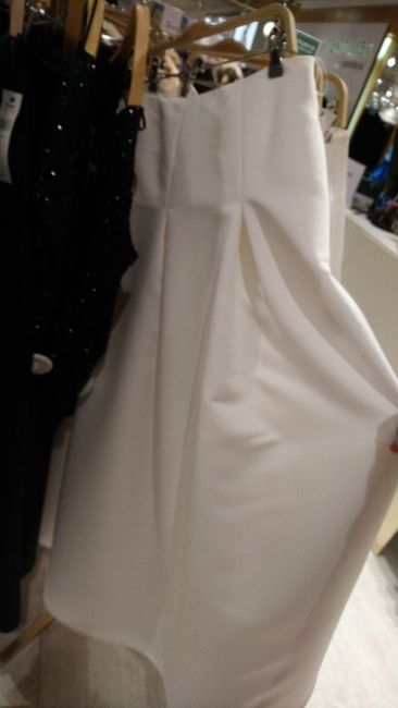 Posibles vestidos para novias de bodas low cost. - 2