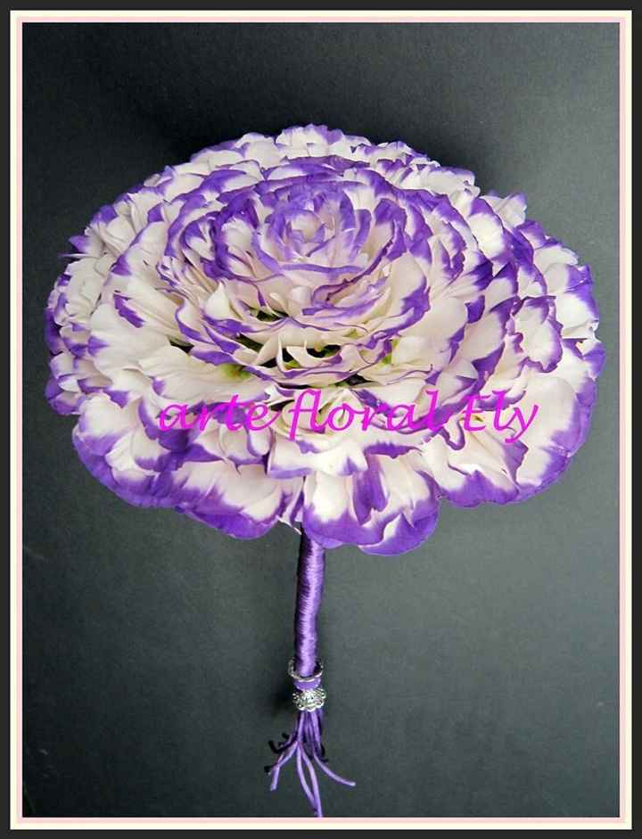 Rosmelia morado y blanco