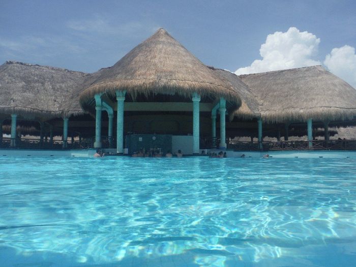 Edificio Piscina Lago White Sand