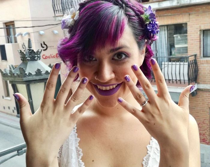 ¿ de qué color llevarás tus uñas? - 1