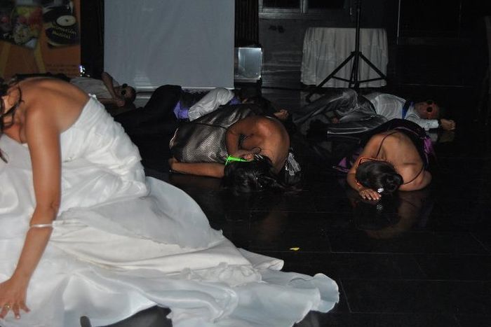 BAILE SORPRESA