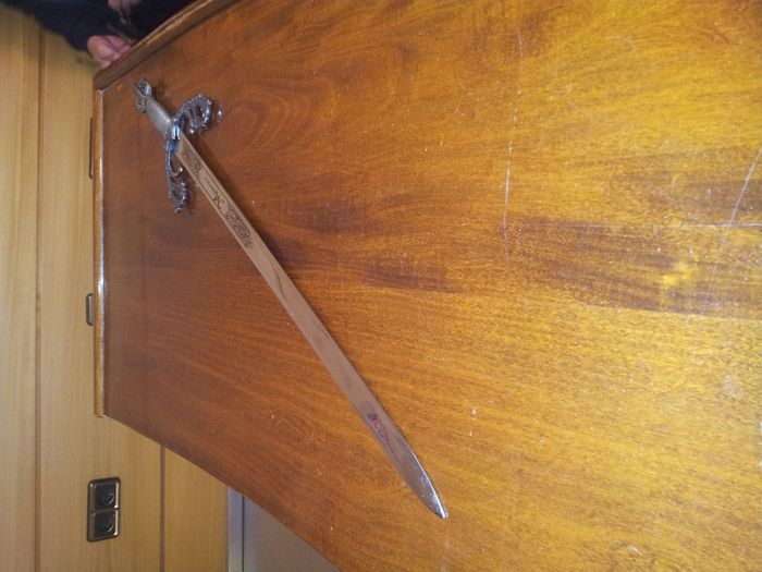 ESPADA MIRAVALLE