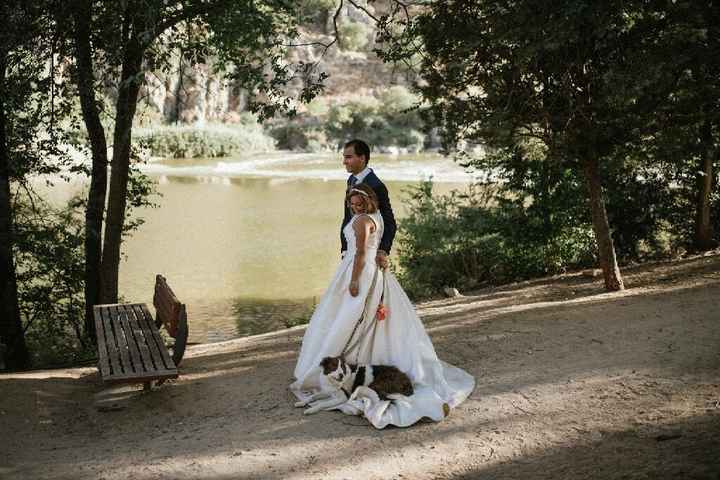 Postboda con nuestra perrita - 1