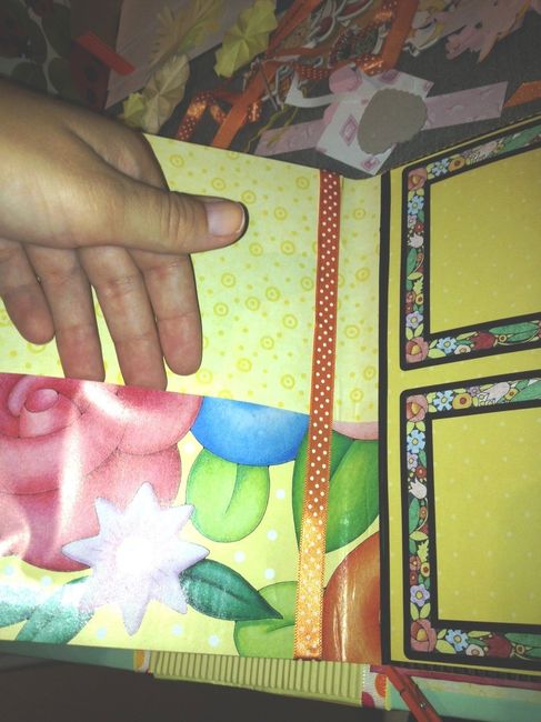 Interior del album con bolsillo