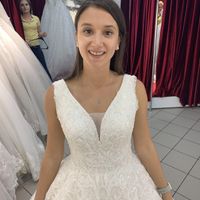 Vestido novia con mucha pedreria