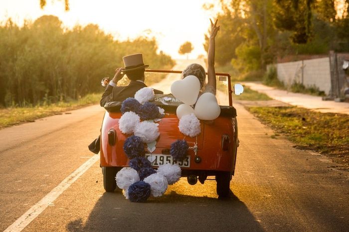 5 ideas originales para decorar el coche de boda 🚘 - 3